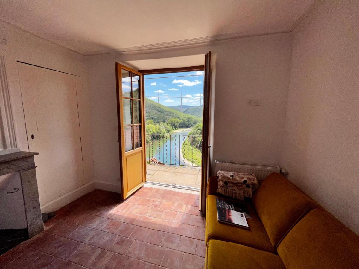 Les Roches Bed & Breakfast